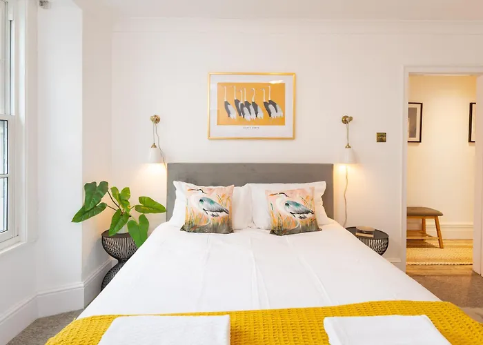 公寓 Idyllic Clifton Hideaway - Stunning Garden Flat 布里斯托